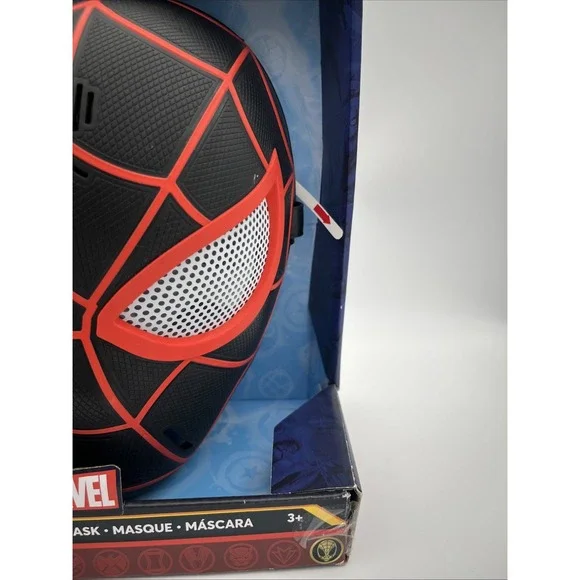Disney Marvel Miles Morales Light-Up Spiderman Across the Spider Verse Mask‎ - Picture 11 of 12